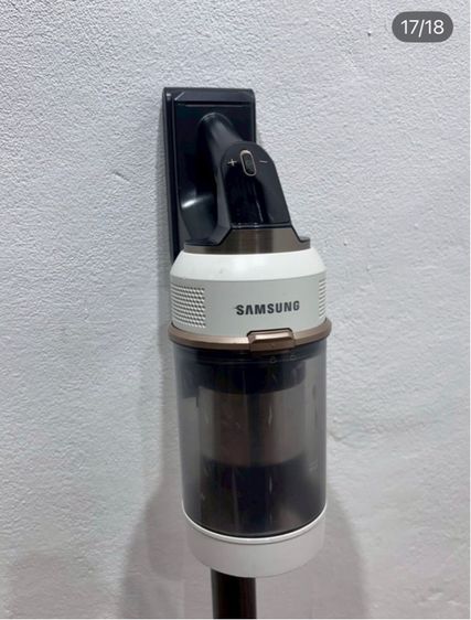 🔥SAMSUNG Jet 75 clean station set  เครื่องดูดฝุ่นไร้สายสภาพโดยรวมยังดีมากค่ะมีร่องรอยการใช้งานเดิมมาบ้างแบตเตอรี่ใหม่ใช้งานยาวค่ะ รูปที่ 17