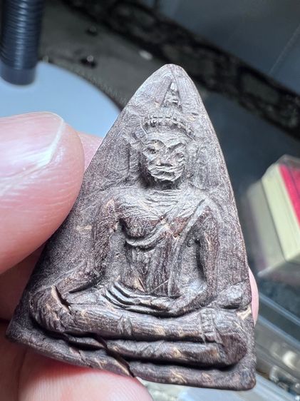 กะแกะพระพุทธรูปอุดคลั่งจารยันต์