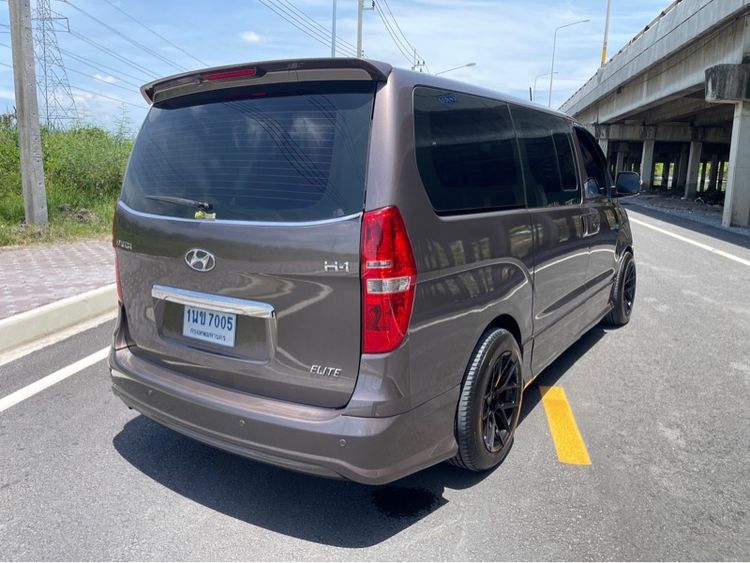 Hyundai H-1  2013 2.5 Elite Van ดีเซล ไม่ติดแก๊ส เกียร์อัตโนมัติ น้ำตาล รูปที่ 3