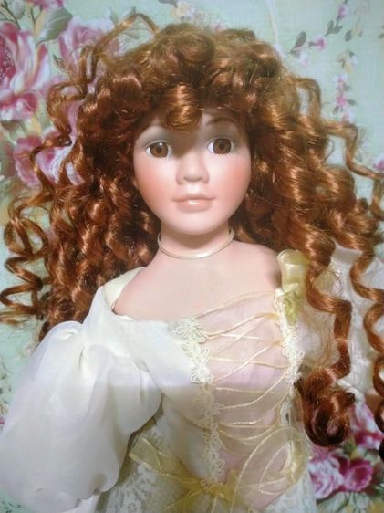 ตุ๊กตาหน้ากระเบื้อง รูปที่ 2