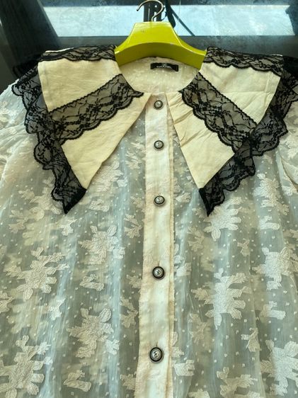 ชาแนล เสื้อแขนสั้น เนื้อผ้าลูกไม้ฝรั่งเศส  รูปที่ 10
