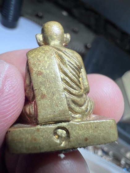 รูปหล่อลอยองค์พ่อท่านหีด ชุมพร รูปที่ 2