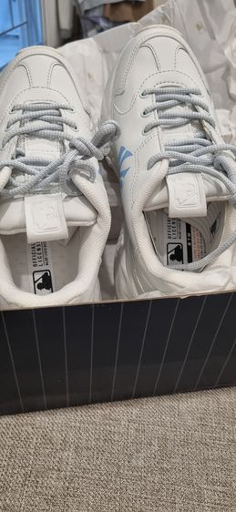 รองเท้า รูปที่ 4