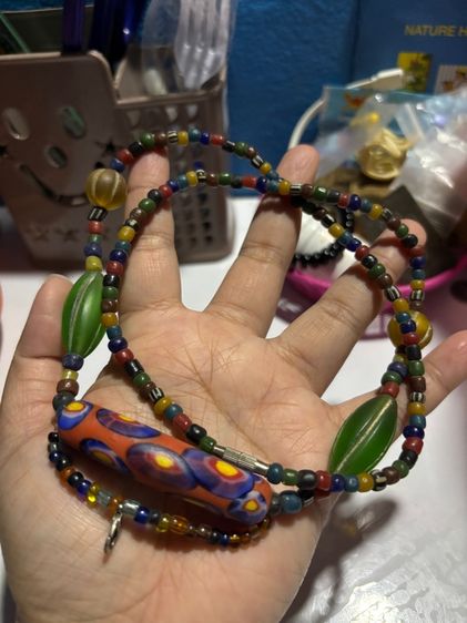 สร้อยหินโบราณ