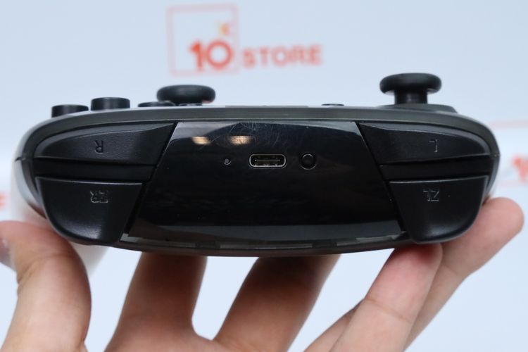 Nintendo Switch Pro Controller รูปที่ 6