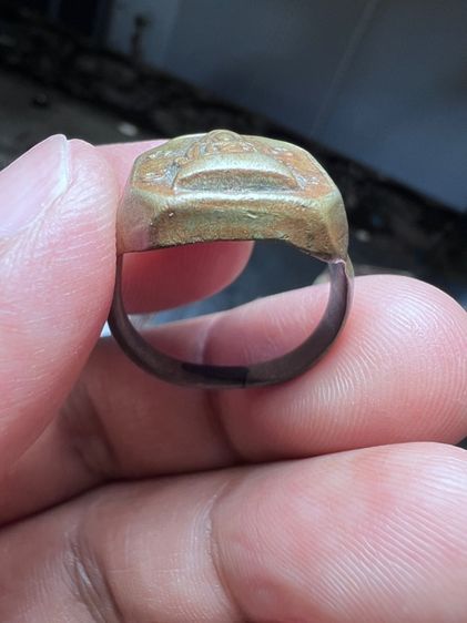 แหวนพระพุทธชินราชเก่ายุคปี24กว่าๆ รูปที่ 3