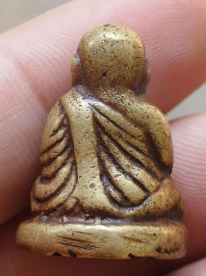 รูปหล่อหลวงพ่อเงินวัดบางคลานมีตาพระอินทร์ รูปที่ 2