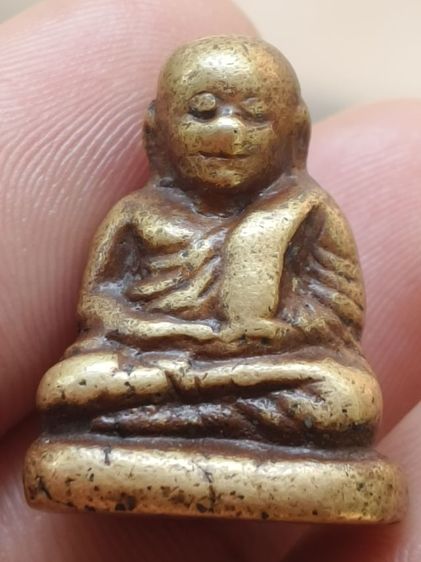 รูปหล่อหลวงพ่อเงินวัดบางคลานมีตาพระอินทร์ รูปที่ 5