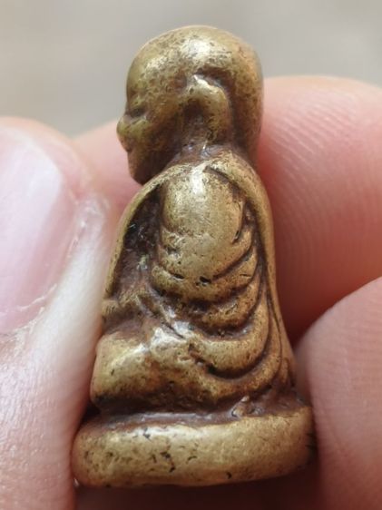 รูปหล่อหลวงพ่อเงินวัดบางคลานมีตาพระอินทร์ รูปที่ 9