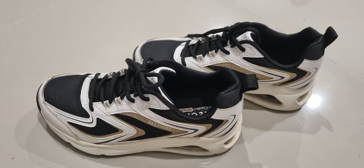 รองเท้า