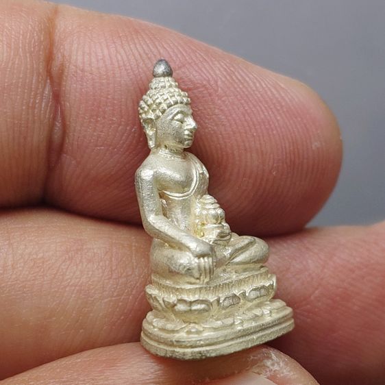 พระชัยวัฒน์ศรีนครพิงค์ เนื้อเงิน พิธีชัยมังคลาภิเษก โดย สมเด็จพระญาณสังวรฯ ณ พระอุโบสถวัดบวรนิเวศวิหาร พ.ศ.2533 พร้อมตลับเดิม รูปที่ 5