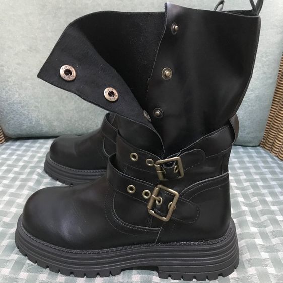 รองเท้าบูท สาวๆ รูปที่ 8