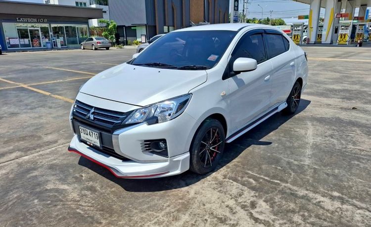 Mitsubishi Attrage 2024 1.2 GLX Sedan เบนซิน ไม่ติดแก๊ส เกียร์อัตโนมัติ ขาว รูปที่ 2