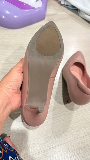 รองเท้า รูปที่ 3