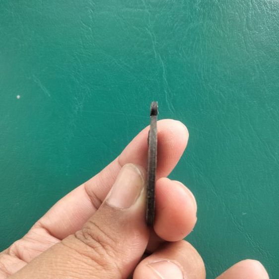 หลวงพ่อคูณปี 19 รุ่นสร้างบารมี รูปที่ 4