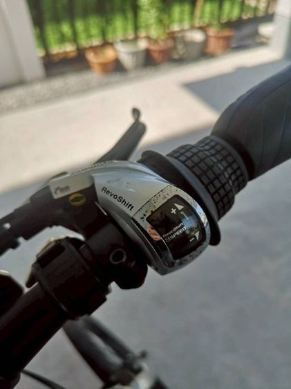 ส่งต่อ จักรยานพับ Dahon horize มือสอง ปี2016-2017 รุ่นหายาก
สภาพดีสุดๆ สีเทาสภาพงาม มือเดียว เดิมๆ 
ล้อ20"เฟรมอลูมิเนียม 

ใช้งานน้อย นัดรับ รูปที่ 8