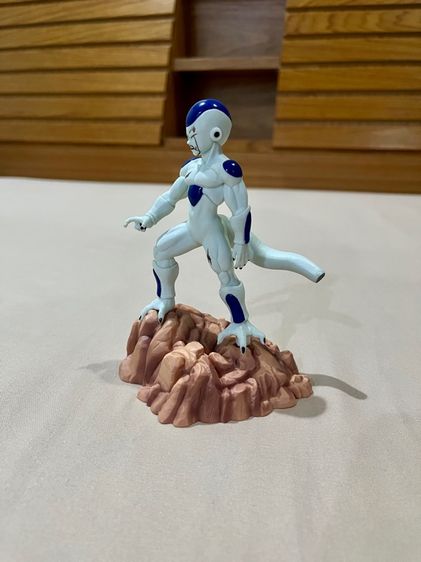 หุ่น ดราก้อนบอล รูปที่ 2