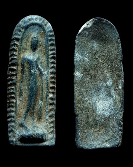 พระปางลีลาข้างขีด เนื้อชินเขียว จ.สุพรรณบุรี