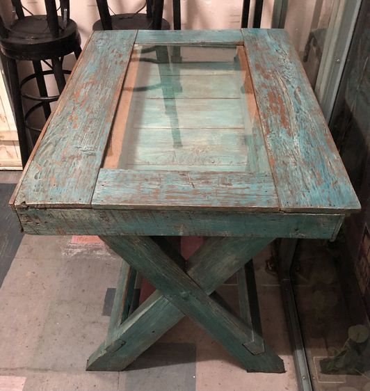 โต๊ะไม้สัก สูง70ซม. เจาะช่องกระจกโชว์ของได้ โต๊ะงานดีไซน์ ทำสีย้อมเสี้ยน ขัดมัน รูปที่ 2