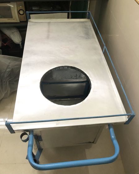 รถเข็นขายก๋วยเตี๋ยว ขายกาแฟ หรืออื่นๆ ของใหม่ ซื้อมาไม่เคยใช้ แถมร่มกับกระติกน้ำใบใหญ่1ใบ รูปที่ 2