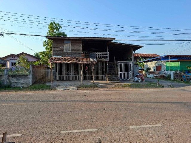 ใช่ ขายบ้านพร้อมที่ดินติดถนน 62ตารางวา ในเขตเทศบาลหนองหาน อุดรธานี รูปที่ 3