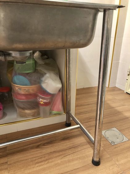 ซิงค์ล้างจานสแตนเลส ขนาดกว้าง 1 เมตร จุกยางขาครบทั้ง 4 ขา รูปที่ 5