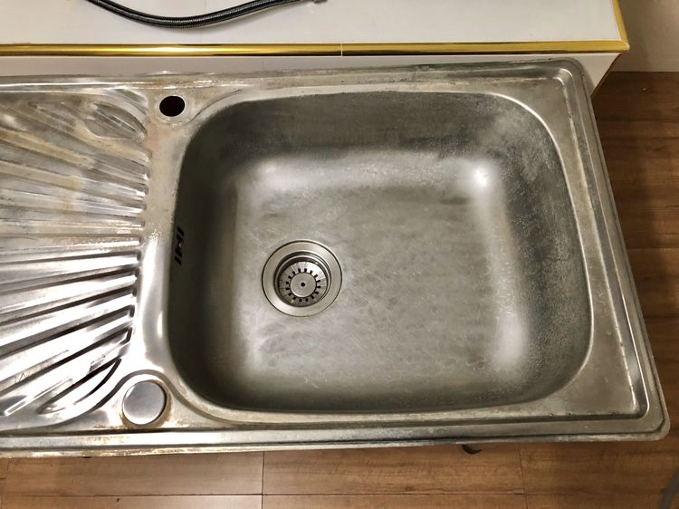 ซิงค์ล้างจานสแตนเลส ขนาดกว้าง 1 เมตร จุกยางขาครบทั้ง 4 ขา รูปที่ 3