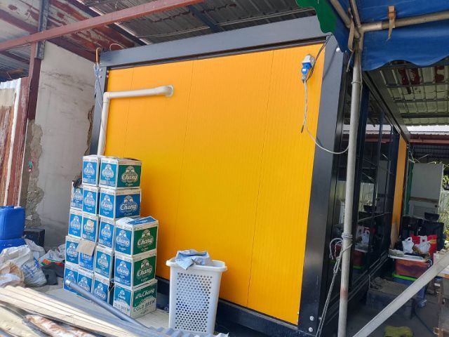 ตู้คอนเทนเนอร์พร้อมห้องน้ำ