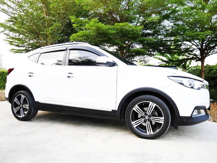MG ZS 2018 1.5X+ Sunroof Utility-car เบนซิน ไม่ติดแก๊ส เกียร์อัตโนมัติ ขาว รูปที่ 2