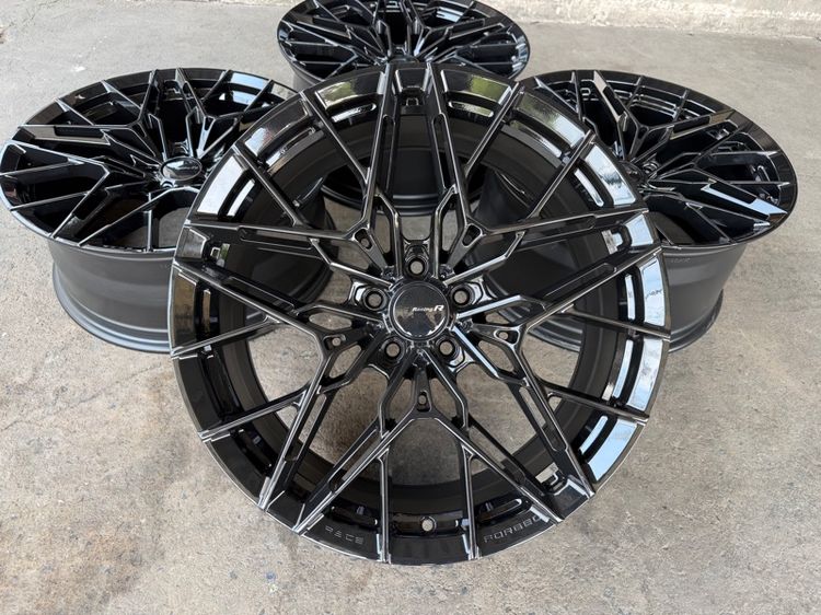 ล้อแม็กขอบ20 RACE FORGED รุ่นRF10 5รู112-114 กว้าง8.5 หลัง10 ออฟ30 หลัง40 งานไทย ล้อเบา สีดำเงา สภาพสวยมากๆ  รูปที่ 2