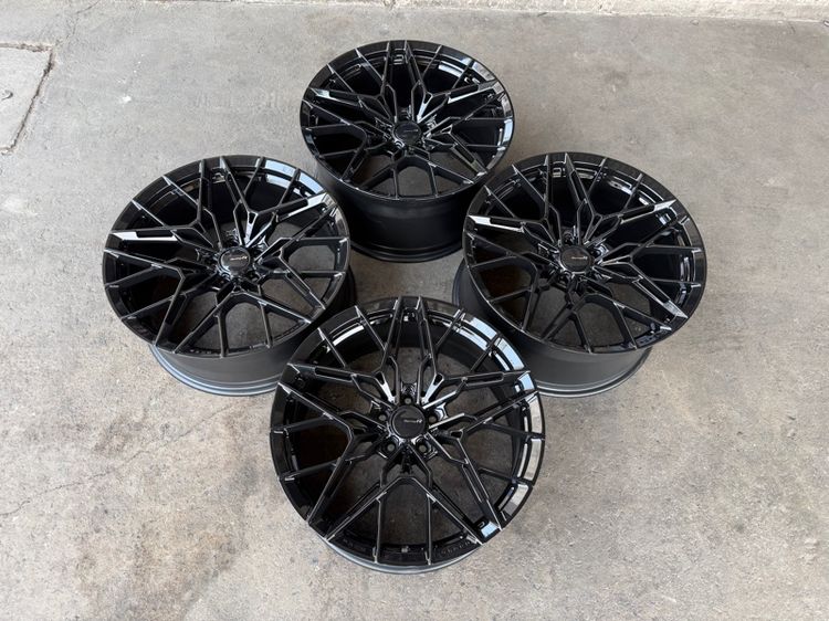 ล้อแม็กขอบ20 RACE FORGED รุ่นRF10 5รู112-114 กว้าง8.5 หลัง10 ออฟ30 หลัง40 งานไทย ล้อเบา สีดำเงา สภาพสวยมากๆ  รูปที่ 3