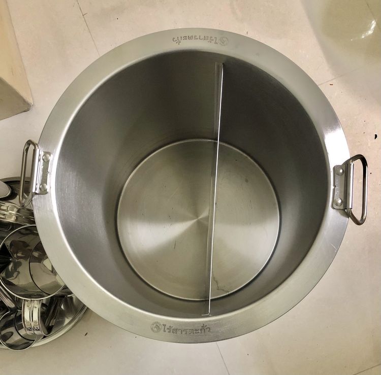 หม้อกาแฟ หม้อก๋วยเตี๋ยว สแตนเลส ตราหัวม้าลาย 36 ลิตร ฝา 3 ช่อง ด้านในกั้นช่อง พร้อมเหยือกชงและกระบวยตักน้ำ รูปที่ 3