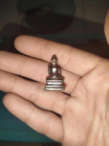 องค์ลอยพระวิษณุกรรม หมู่บ้านครู รูปที่ 2