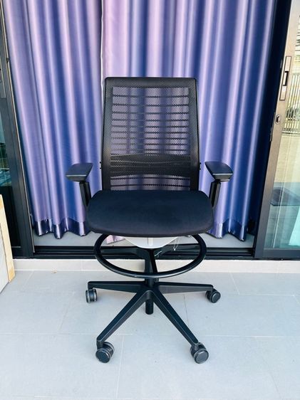เก้าอี้สตูสูง Steelcase รุ่น Think V2 โมเดอร์นฟอร์ม รูปที่ 4