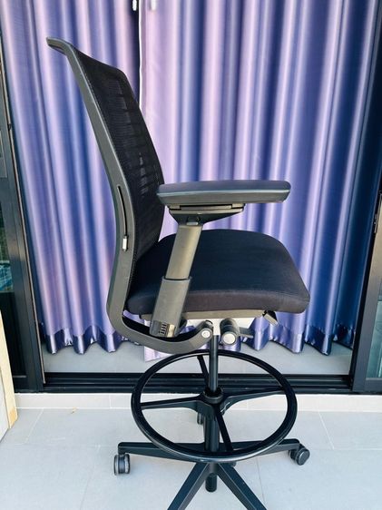 เก้าอี้สตูสูง Steelcase รุ่น Think V2 โมเดอร์นฟอร์ม รูปที่ 10