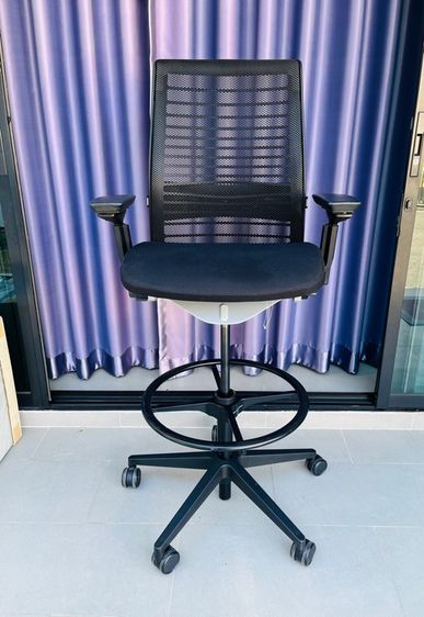 เก้าอี้สตูสูง Steelcase รุ่น Think V2 โมเดอร์นฟอร์ม รูปที่ 6