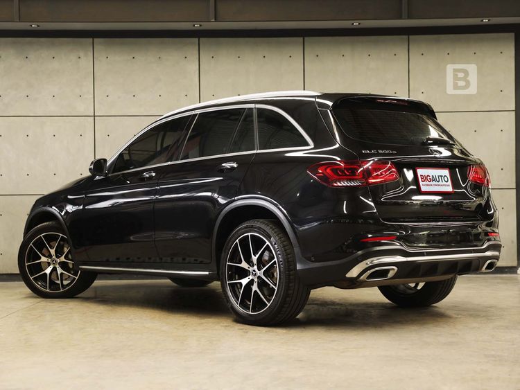 Mercedes-Benz GLC-Class 2022 GLC300e Utility-car ปลั๊กอินไฮบริด (PHEV) ไม่ติดแก๊ส เกียร์อัตโนมัติ ดำ รูปที่ 4