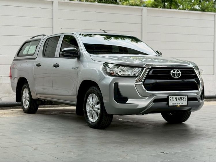 Toyota Hilux Revo 2021 Double Cab 2.4 Mid Z Edition Pickup ดีเซล ไม่ติดแก๊ส เกียร์อัตโนมัติ บรอนซ์เงิน รูปที่ 2