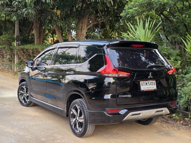 Mitsubishi Xpander 2020 1.5 GT Utility-car เบนซิน ไม่ติดแก๊ส เกียร์อัตโนมัติ ดำ รูปที่ 2