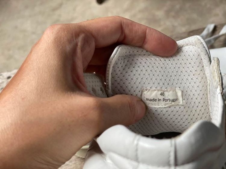 รองเท้า KENZO แท้ 💯 เบอร์ 40 cm 25.5-26.5 cm ใส่ได้ครับ สภาพดีมาก ดีเทลสวย พื้นเต็ม หนังแท้ ตัดเย็บดีมาก ทรงสวย หายากน่าสะลมครับ รูปที่ 5