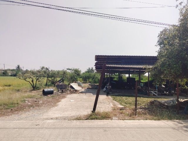 ที่ดิน บางเลน จ.นครปฐม. ใกล้ถนนหลัก บางเลน-ดอนตูม  ถนนผ่านหน้าที่ดิน มีลำคลอง รูปที่ 3