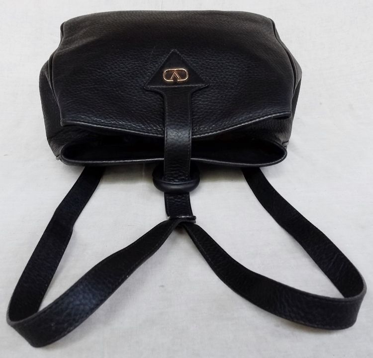 Valentino Garavani หนังแท้  รูปที่ 12