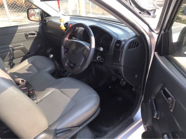 Isuzu D-MAX 2009 2.5 EX Pickup ดีเซล ไม่ติดแก๊ส เกียร์ธรรมดา เทา รูปที่ 4