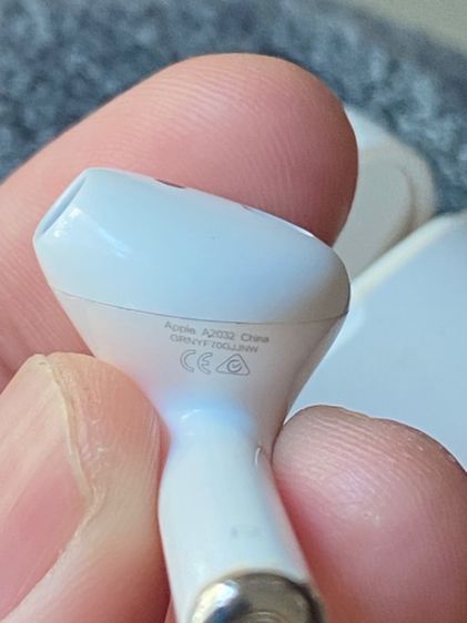 ขาย AirPod 1 และ AirPod 2 iPhone แท้ ขายเป็นอะไหล่ครับ ทั้งสองเครื่องฟังได้ข้างซ้าย อย่างเดียวครับ รูปที่ 4