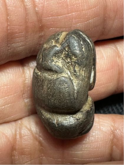 ปิดตาพิมพ์ปั้นเนื้อกะลา ผ่านการใช้ตามซอกพระมีไขขึ้น  รูปที่ 3