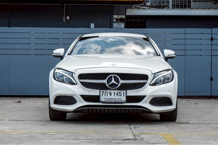 Mercedes-Benz C-Class 2018 C250 CGI Sedan เบนซิน ไม่ติดแก๊ส เกียร์อัตโนมัติ ขาว รูปที่ 3