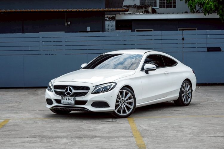 รถ Mercedes-Benz C-Class C250 CGI สี ขาว