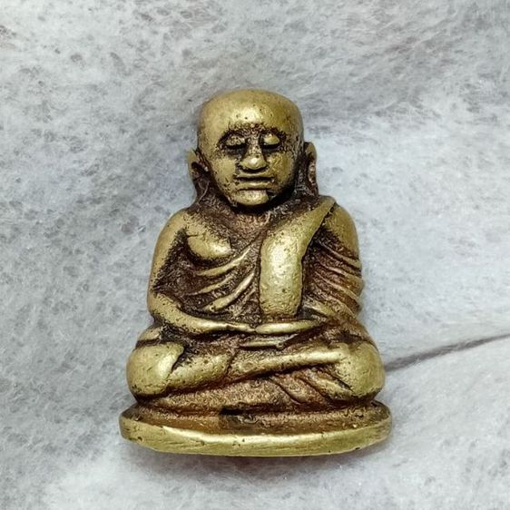 รูปหล่อหลวงพ่อเงิน