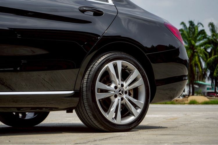 Mercedes-Benz C-Class 2019 C220 CDI Sedan ดีเซล ไม่ติดแก๊ส เกียร์อัตโนมัติ ดำ รูปที่ 3