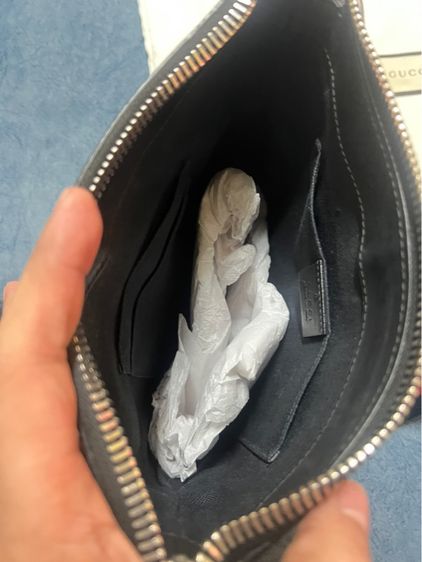 Gucci Men's GG Supreme Crossbody Shoulder Bag รูปที่ 6